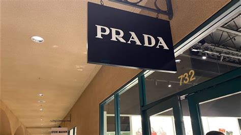 prada outlet camarillo ca.